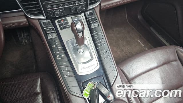 Porsche Panamera 970, 2012 9