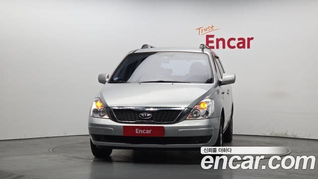 Kia 뉴카니발 топовая версия, 2008 3