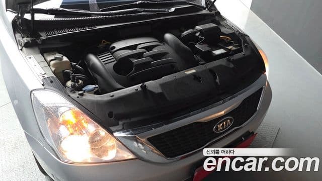 Kia 뉴카니발 топовая версия, 2008 6