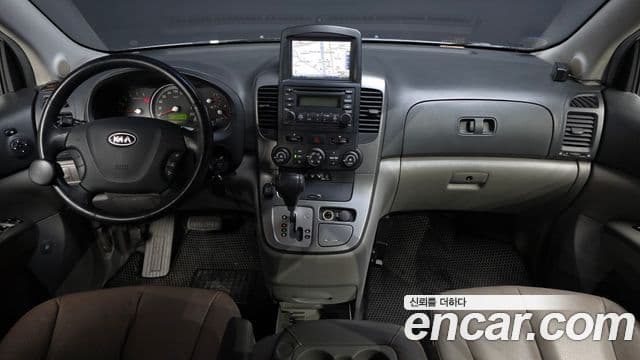 Kia 뉴카니발 топовая версия, 2008 7