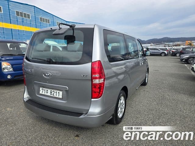 Hyundai Grand Starex CVX Deluxe, 2015 2