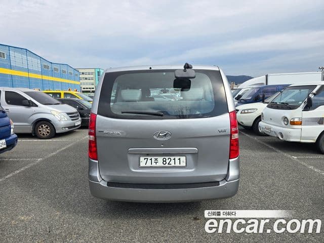 Hyundai Grand Starex CVX Deluxe, 2015 4