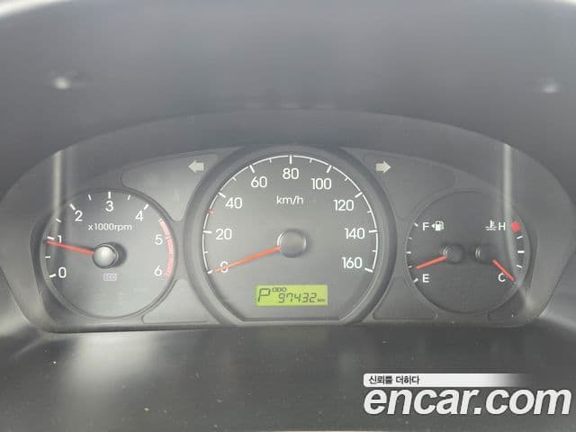 Hyundai Grand Starex CVX Deluxe, 2015 8