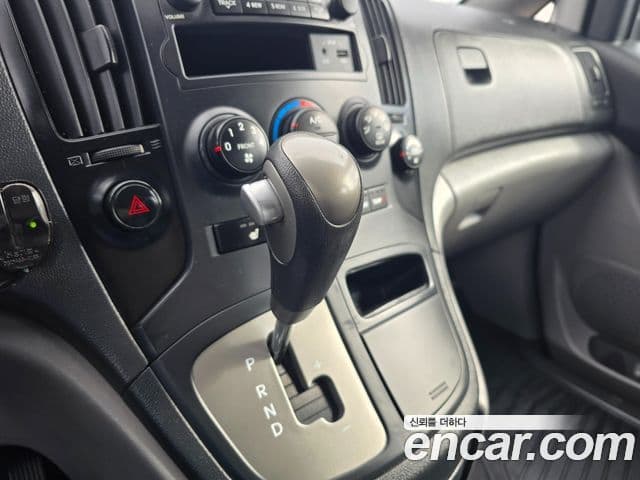 Hyundai Grand Starex CVX Deluxe, 2015 9