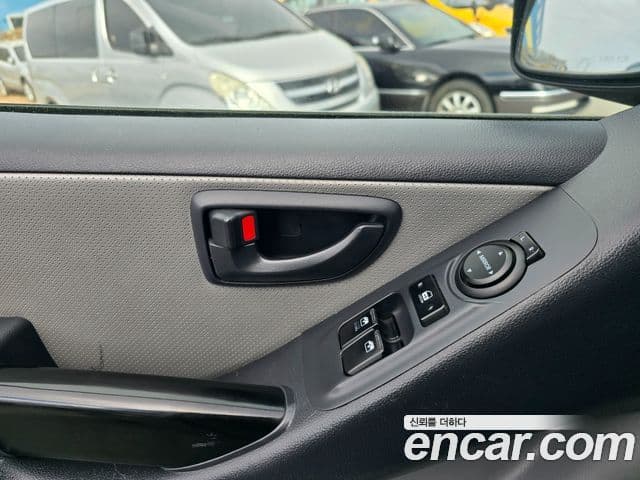 Hyundai Grand Starex CVX Deluxe, 2015 12