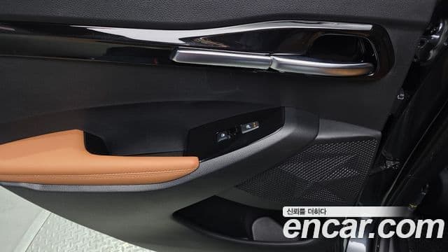 Kia The / новый New Seltos Signature, 2024 19