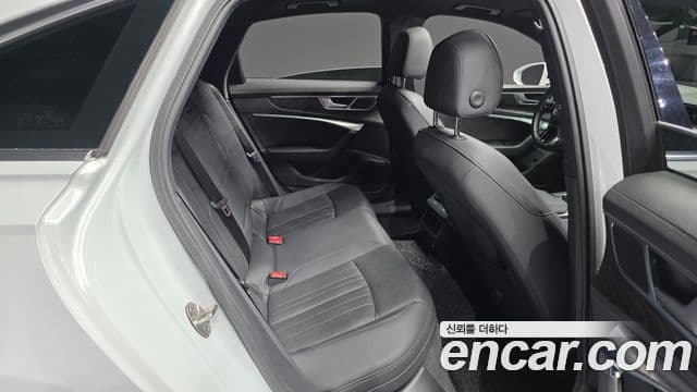 Audi A6 (C8) Premium, 2020 12