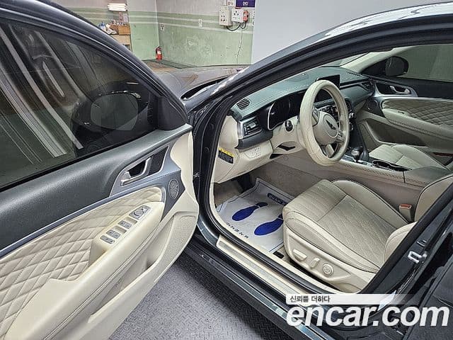 Genesis G70 Supreme, 2018 все фото