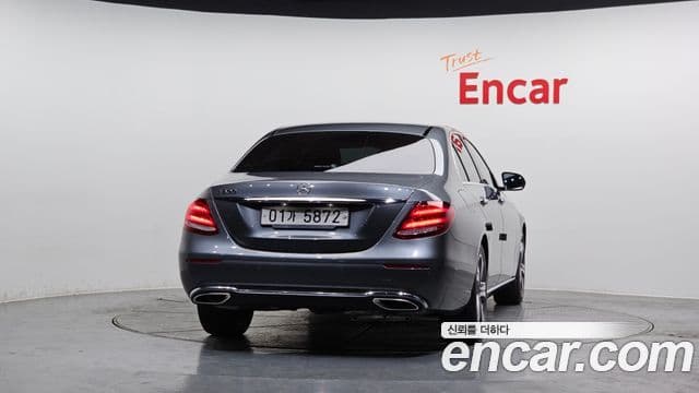 Mercedes-Benz E-класс W213 Avantgarde, 2019 4