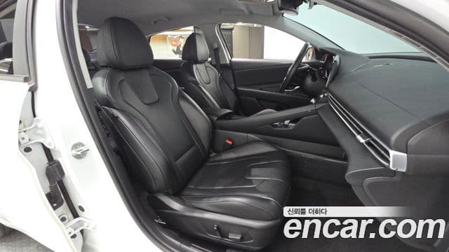 Hyundai Avante (CN7) Modern, 2023 11