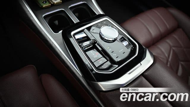 BMW i7 (G70) xDrive 60 Design Pure Excellence, 2023 9