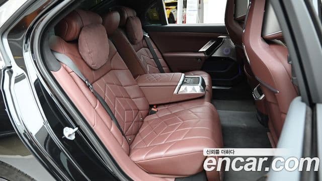 BMW i7 (G70) xDrive 60 Design Pure Excellence, 2023 12