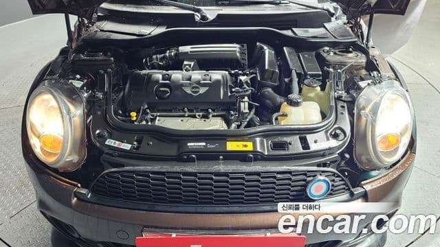 Mini Cooper SE, 2012 6