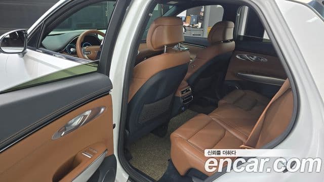 Genesis GV70, 2023 11