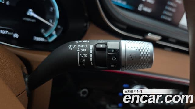 Genesis GV70, 2023 17