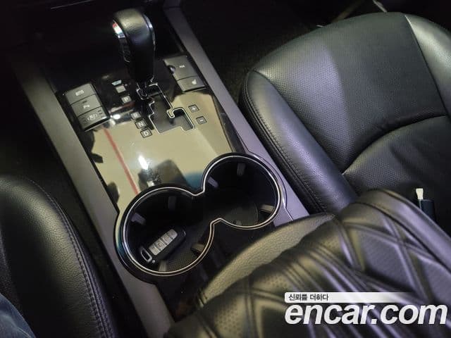 Kia Mohave 2WD QV300, 2012 11