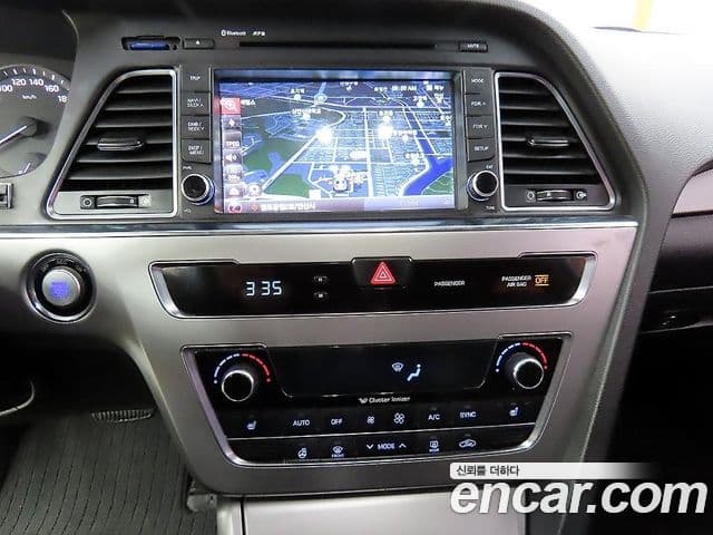 Hyundai LF Sonata Special, 2016 8