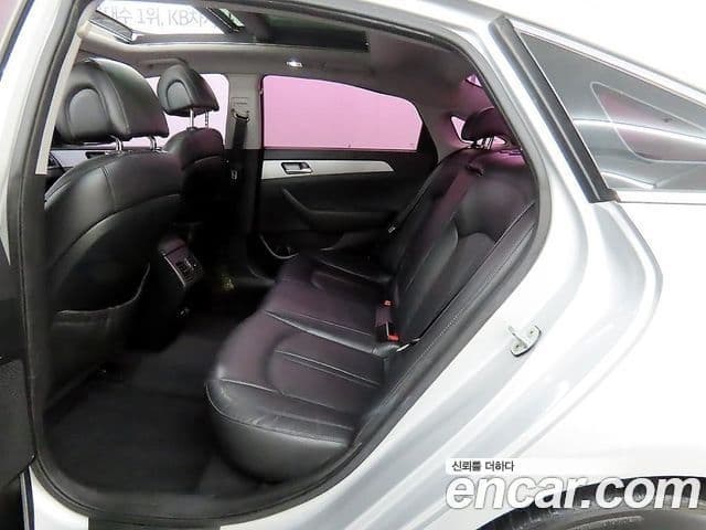 Hyundai LF Sonata Special, 2016 16