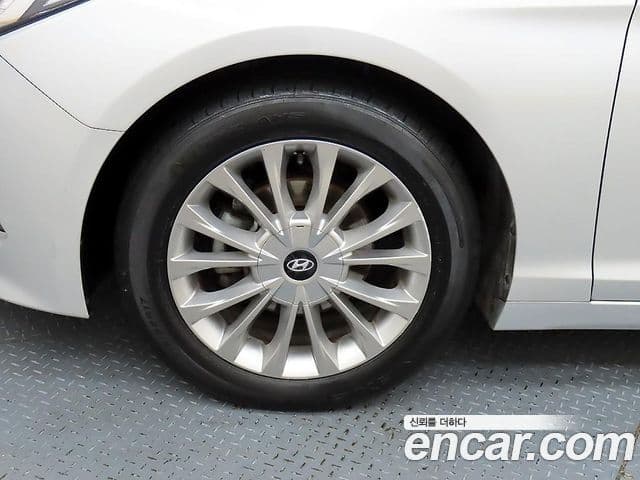 Hyundai LF Sonata Special, 2016 20