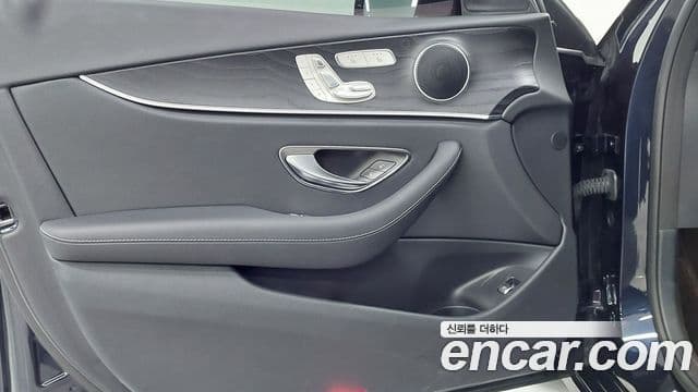Mercedes-Benz E-класс W213 Avantgarde, 2023 15