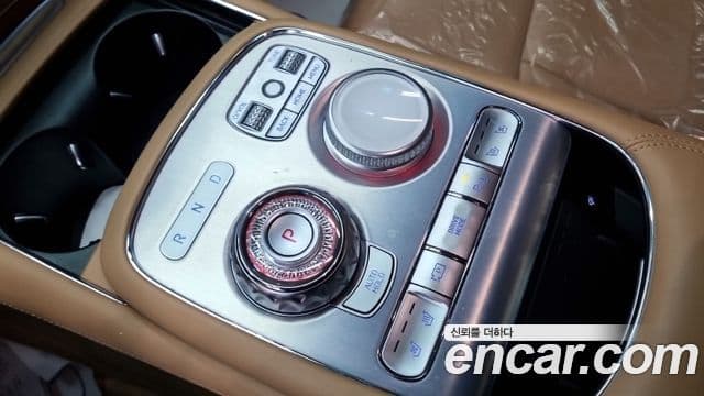 Genesis G90 (RS4) бензин 3.5 турбо AWD, 2023 9