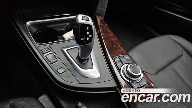 BMW 3시리즈 (F30), 2013 9