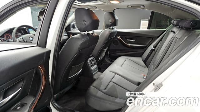 BMW 3시리즈 (F30), 2013 10