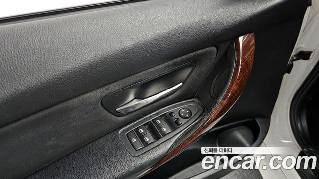 BMW 3시리즈 (F30), 2013 16