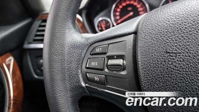 BMW 3시리즈 (F30), 2013 18