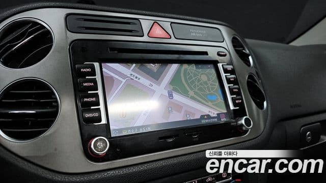 Volkswagen Tiguan 5N, 2011 16