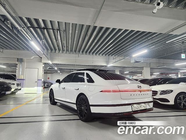 Hyundai Grandeur (GN7) Calligraphy, 2023 6