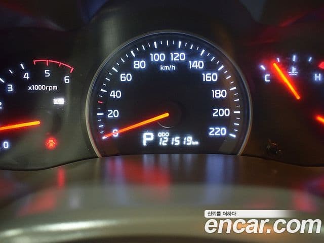 Kia Carnival R топовая версия, 2012 6