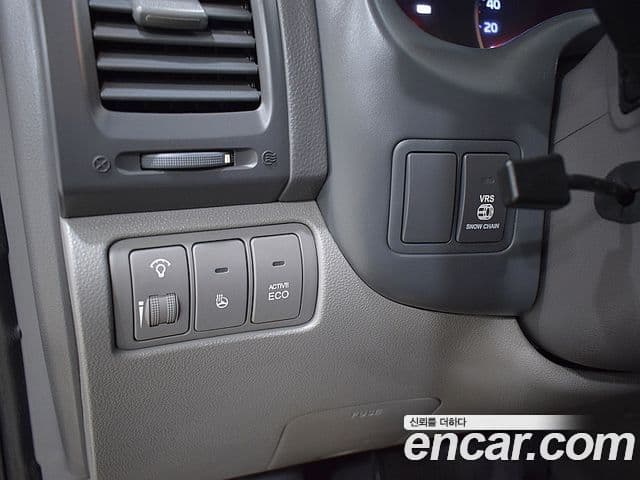 Kia Carnival R топовая версия, 2012 8