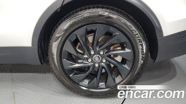 Land Rover Discovery 5 D250 S, 2023 все фото