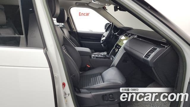 Land Rover Discovery 5 D250 S, 2023 11