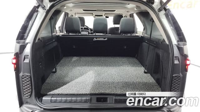 Land Rover Discovery 5 D250 S, 2023 20