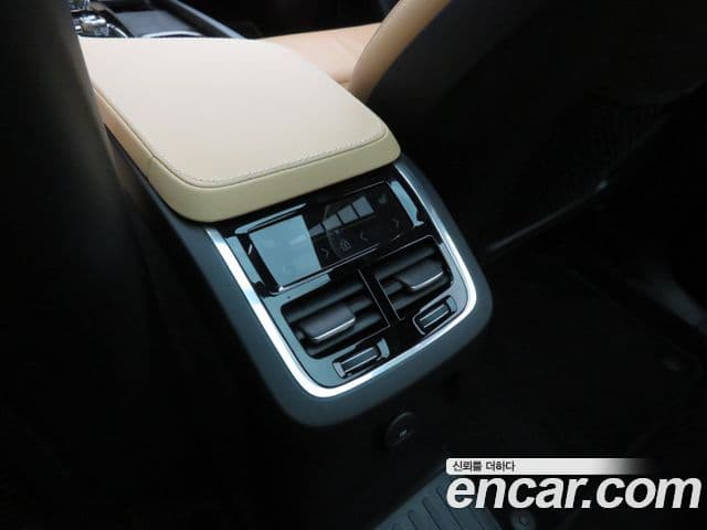 Volvo XC90 2세대 T8 Ultimate Bright гибрид, 2024 19