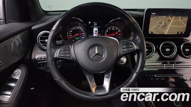 Mercedes-Benz GLC-класс X253 GLC300 4MATIC AMG Line купе, 2019 13