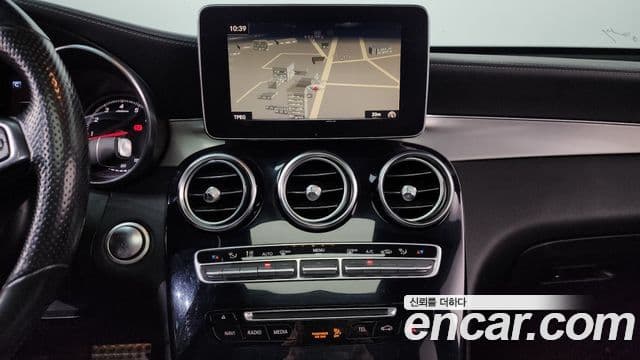 Mercedes-Benz GLC-класс X253 GLC300 4MATIC AMG Line купе, 2019 14