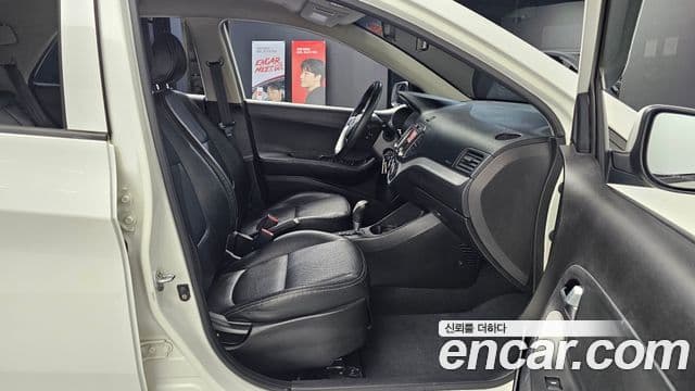 Kia All New Morning Special, 2013 12