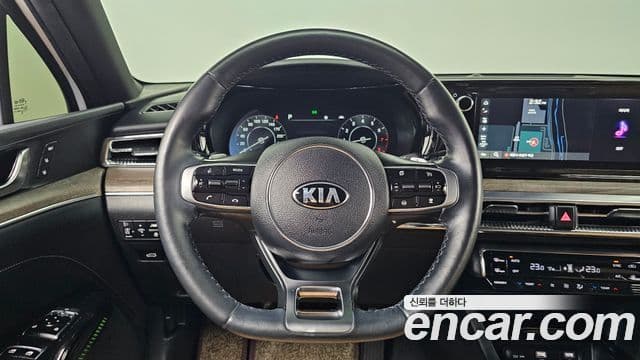 Kia K5 3세대 Signature, 2021 16