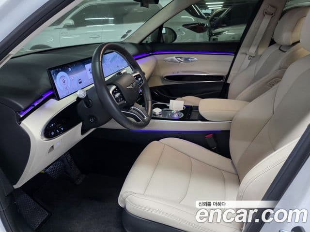 Genesis GV70, 2025 8