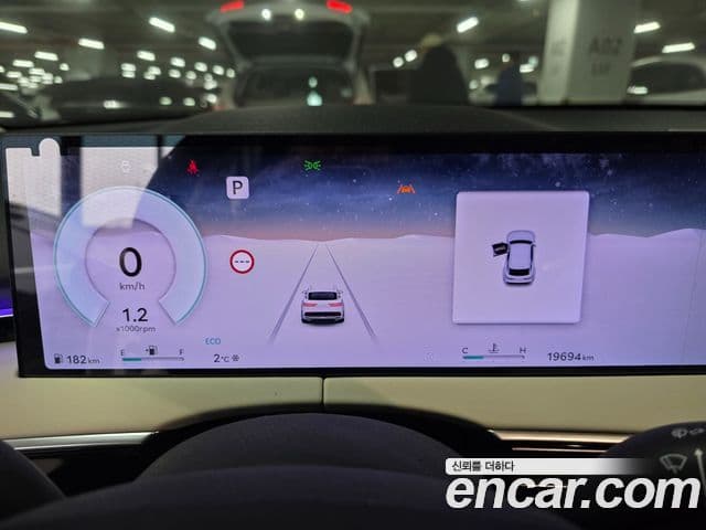 Genesis GV70, 2025 12