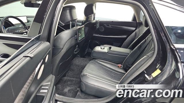 Genesis G80 (RG3) бензин 3.5 турбо AWD, 2023 11