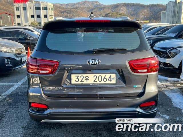 Kia The / новый New Sorento Master, 2020 3