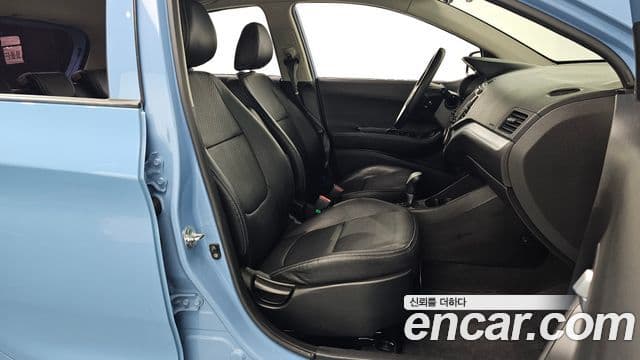 Kia All New Morning Luxury, 2015 10