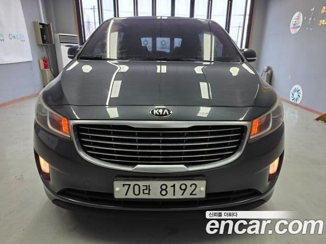 Kia All New Carnival Luxury, 2015 3