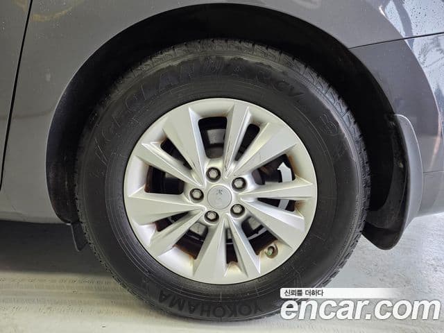 Kia All New Carnival Luxury, 2015 все фото