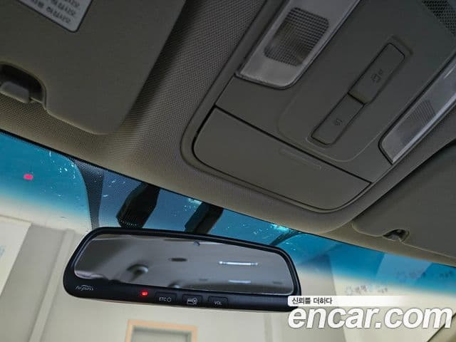 Kia All New Carnival Luxury, 2015 17