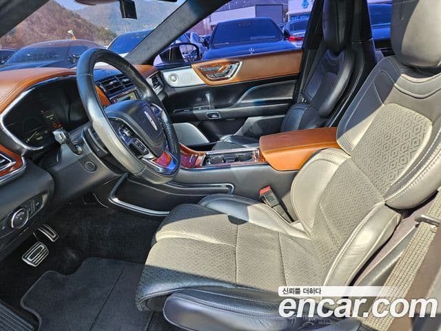 Lincoln Continental 10세대 3.0 Presidential AWD, 2019 16